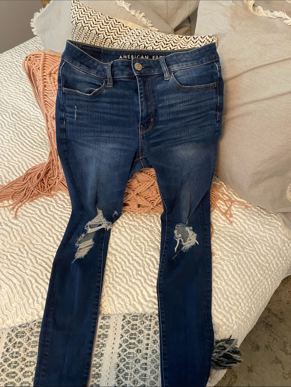 American Eagle Outfitters Skinny Ripped Jeans in Dark Blue Wash
